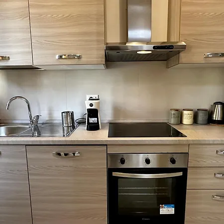 Nencionihouse- Modern Comfort Close To City Center-2